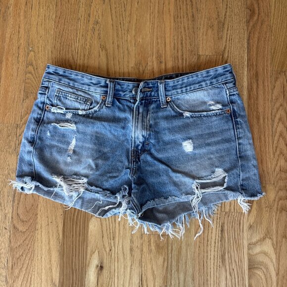 Women’s Lucky Brand Distressed Jean Shorts Size 10/30 - Picture 1 of 14